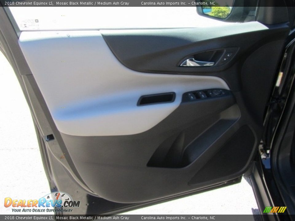 2018 Chevrolet Equinox LS Mosaic Black Metallic / Medium Ash Gray Photo #17
