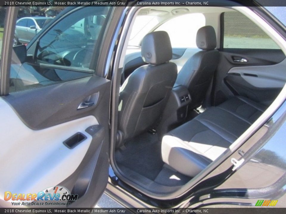 2018 Chevrolet Equinox LS Mosaic Black Metallic / Medium Ash Gray Photo #19