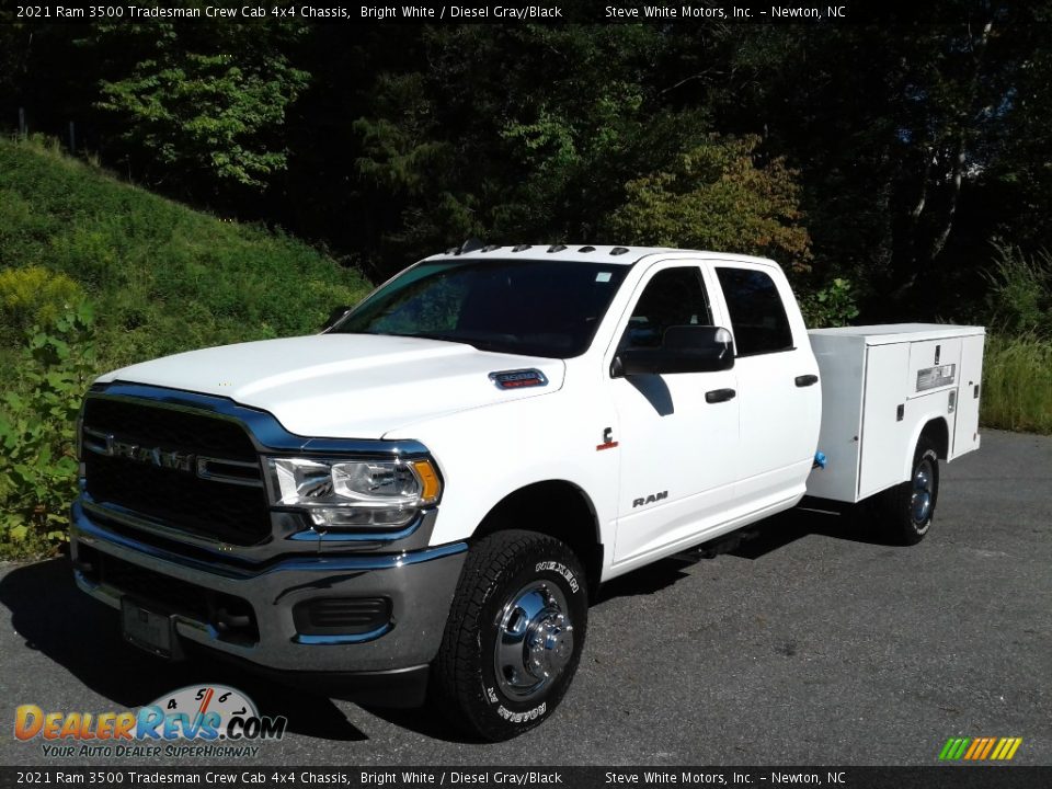 2021 Ram 3500 Tradesman Crew Cab 4x4 Chassis Bright White / Diesel Gray/Black Photo #2