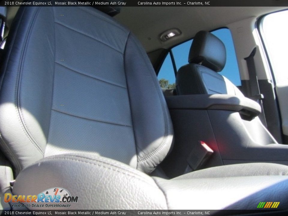 2018 Chevrolet Equinox LS Mosaic Black Metallic / Medium Ash Gray Photo #22