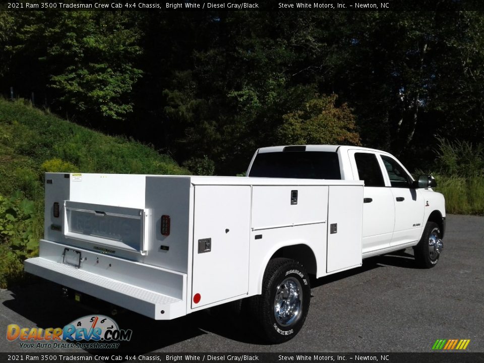 2021 Ram 3500 Tradesman Crew Cab 4x4 Chassis Bright White / Diesel Gray/Black Photo #6