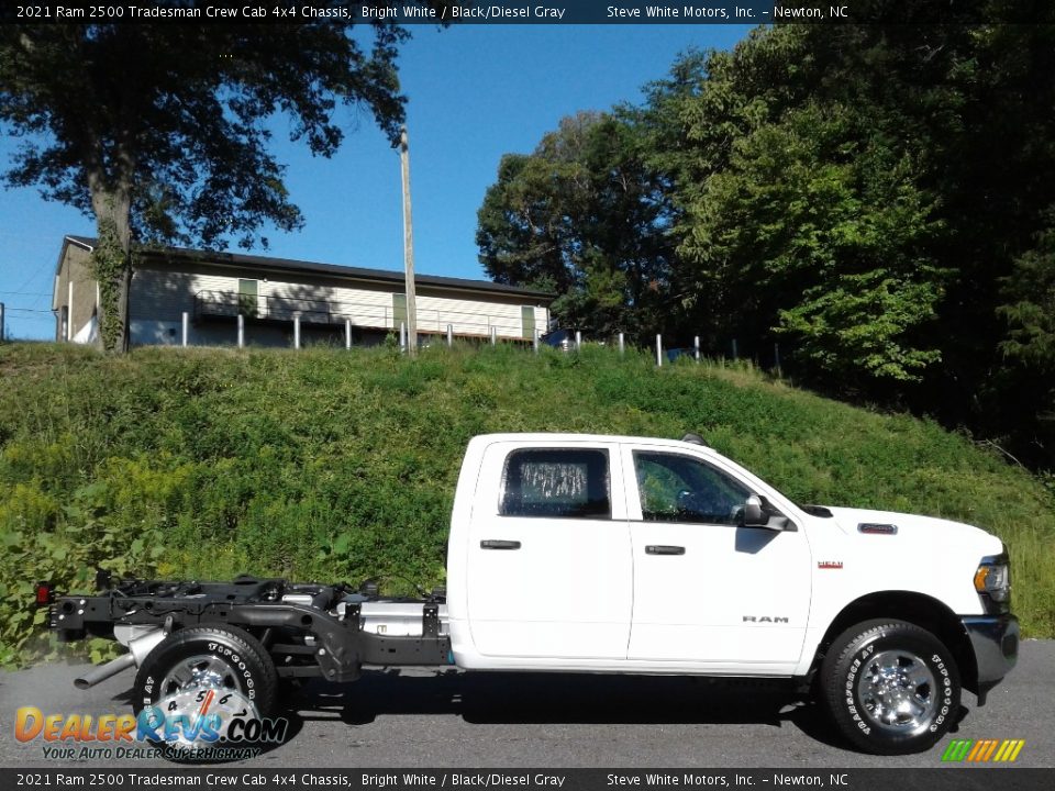 2021 Ram 2500 Tradesman Crew Cab 4x4 Chassis Bright White / Black/Diesel Gray Photo #5