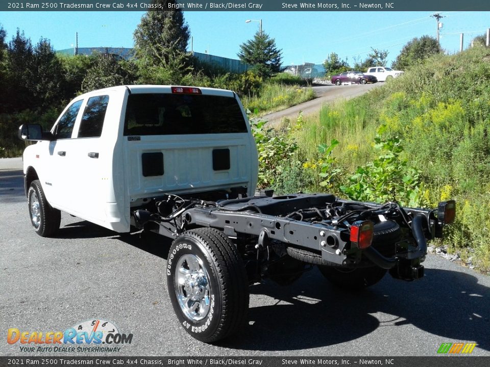 2021 Ram 2500 Tradesman Crew Cab 4x4 Chassis Bright White / Black/Diesel Gray Photo #8