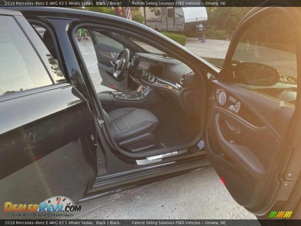 2019 Mercedes-Benz E AMG 63 S 4Matic Sedan Black / Black Photo #15