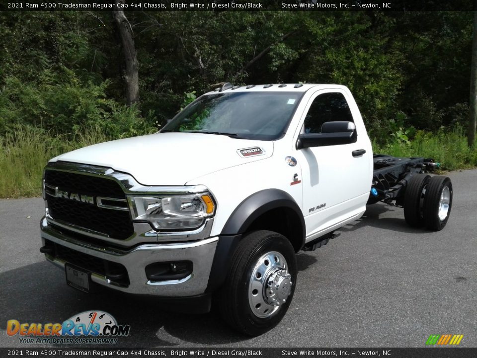 2021 Ram 4500 Tradesman Regular Cab 4x4 Chassis Bright White / Diesel Gray/Black Photo #2