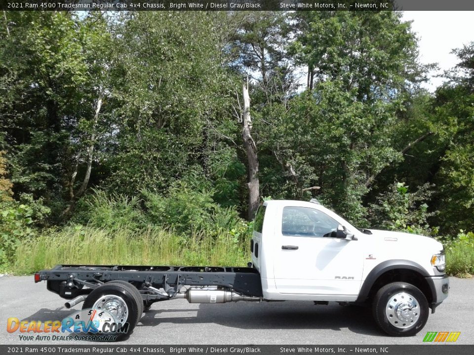 2021 Ram 4500 Tradesman Regular Cab 4x4 Chassis Bright White / Diesel Gray/Black Photo #5