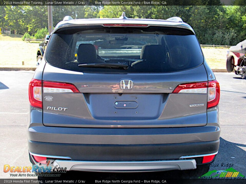 2019 Honda Pilot Touring Lunar Silver Metallic / Gray Photo #4