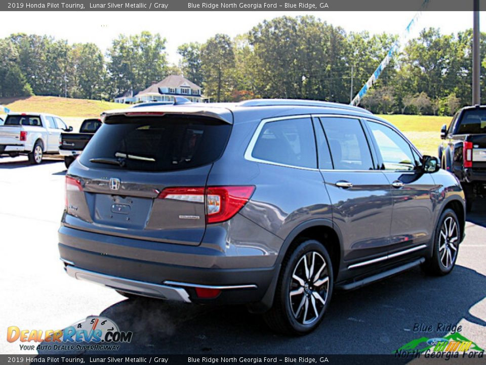 2019 Honda Pilot Touring Lunar Silver Metallic / Gray Photo #5