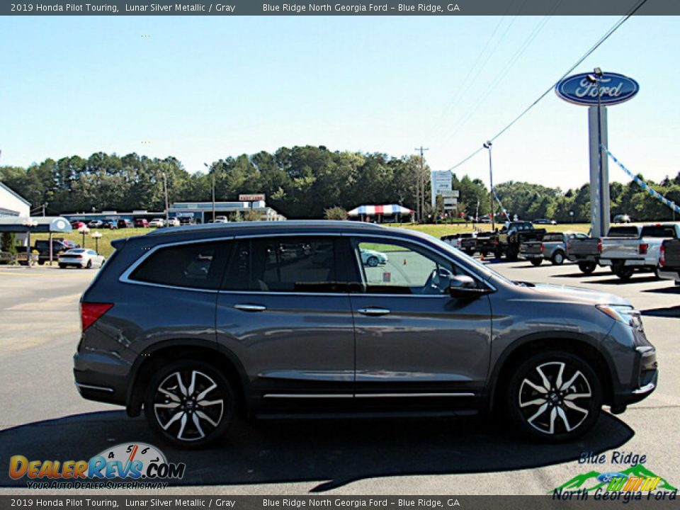 2019 Honda Pilot Touring Lunar Silver Metallic / Gray Photo #6