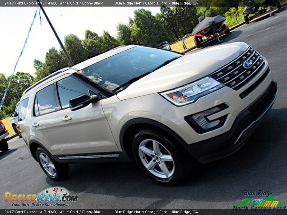 2017 Ford Explorer XLT 4WD White Gold / Ebony Black Photo #26