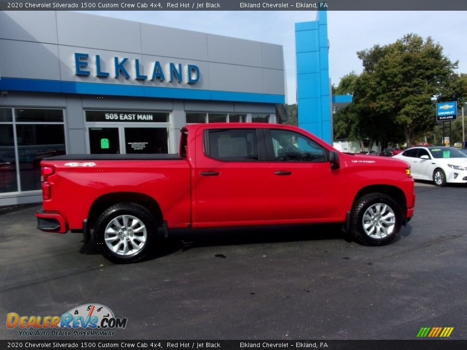 2020 Chevrolet Silverado 1500 Custom Crew Cab 4x4 Red Hot / Jet Black Photo #2