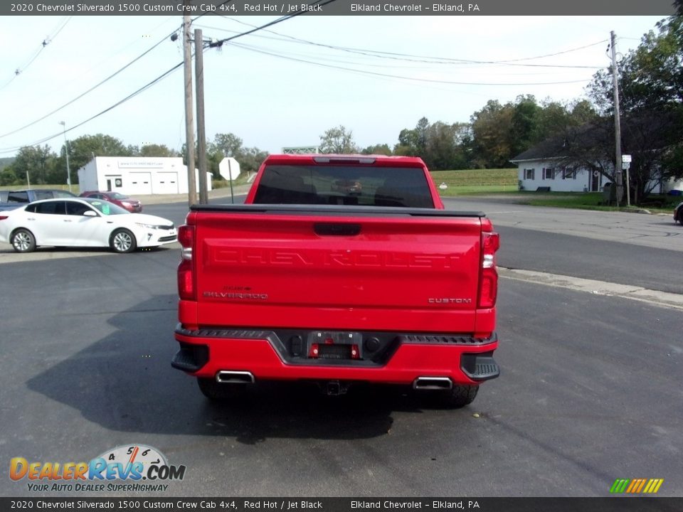 2020 Chevrolet Silverado 1500 Custom Crew Cab 4x4 Red Hot / Jet Black Photo #4