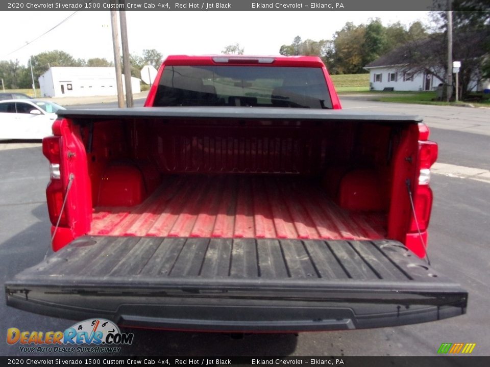 2020 Chevrolet Silverado 1500 Custom Crew Cab 4x4 Red Hot / Jet Black Photo #9