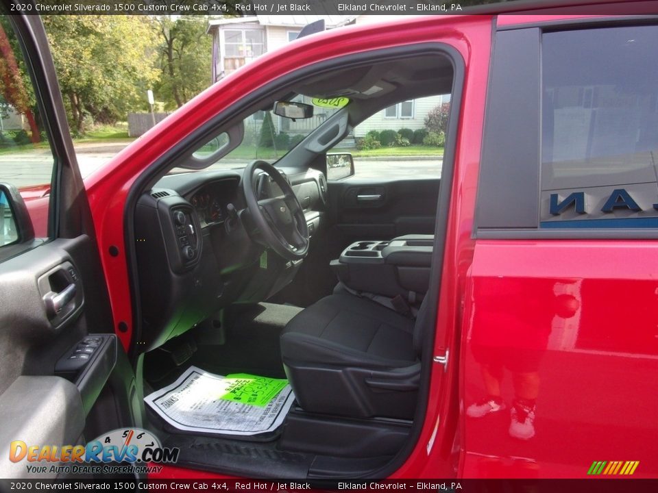 2020 Chevrolet Silverado 1500 Custom Crew Cab 4x4 Red Hot / Jet Black Photo #13