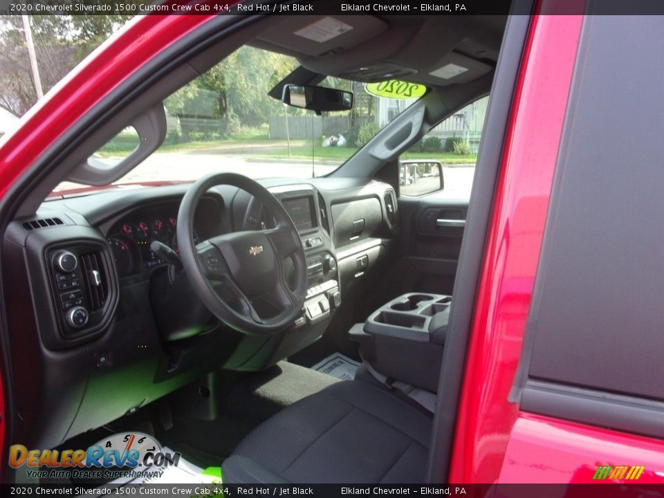 2020 Chevrolet Silverado 1500 Custom Crew Cab 4x4 Red Hot / Jet Black Photo #14