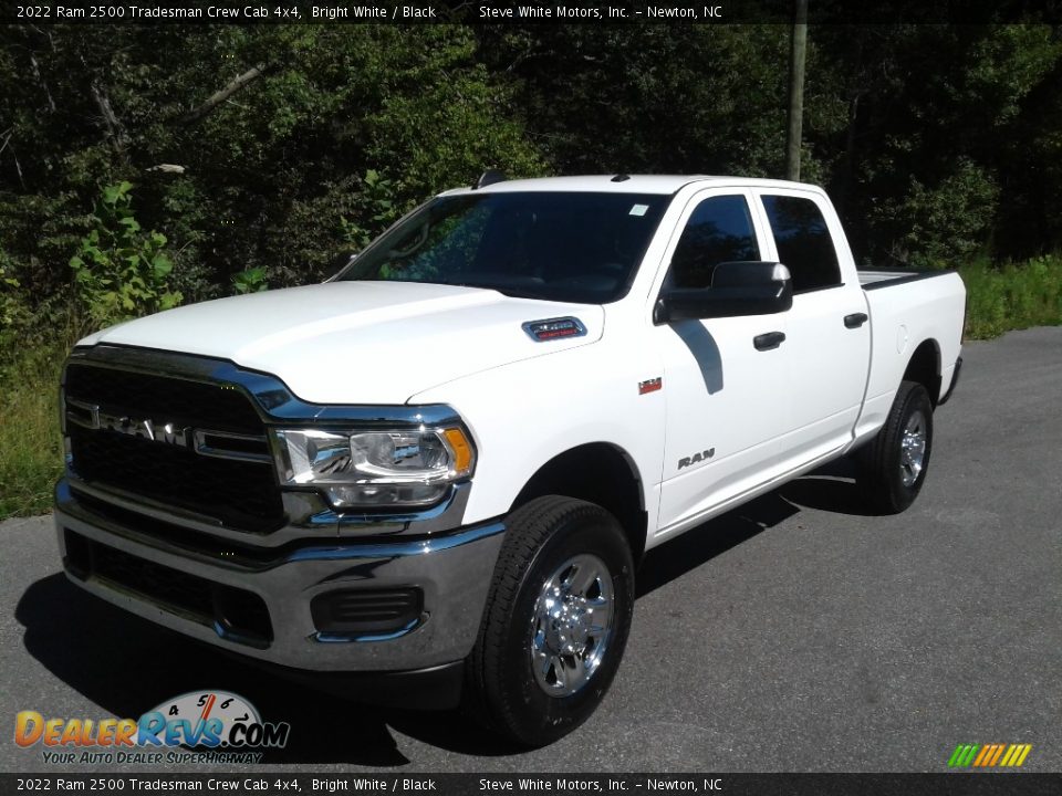 2022 Ram 2500 Tradesman Crew Cab 4x4 Bright White / Black Photo #2