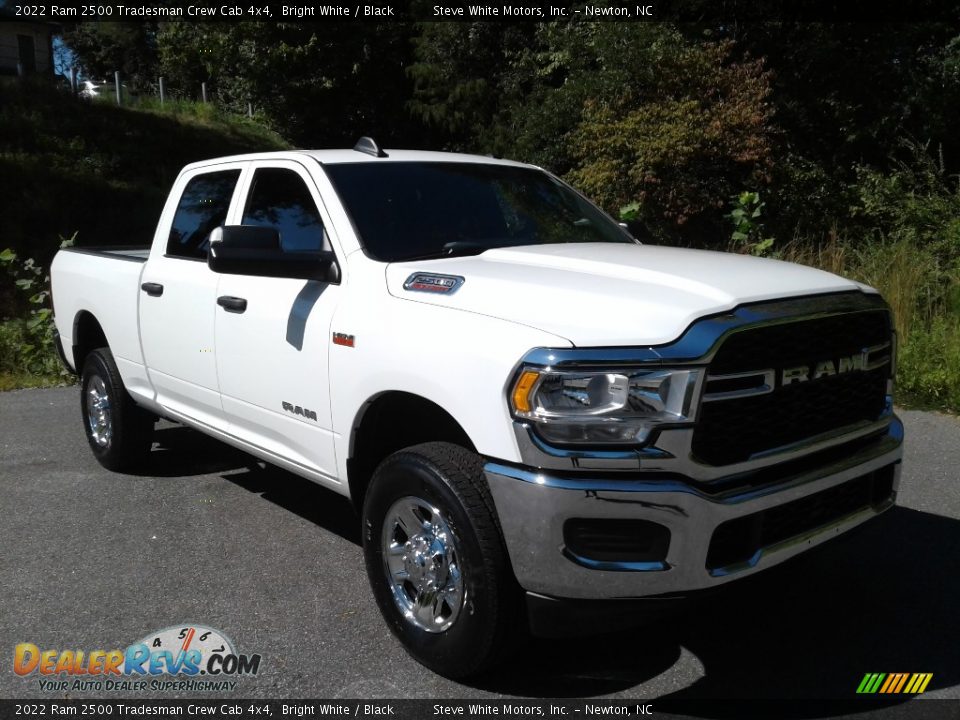 2022 Ram 2500 Tradesman Crew Cab 4x4 Bright White / Black Photo #4