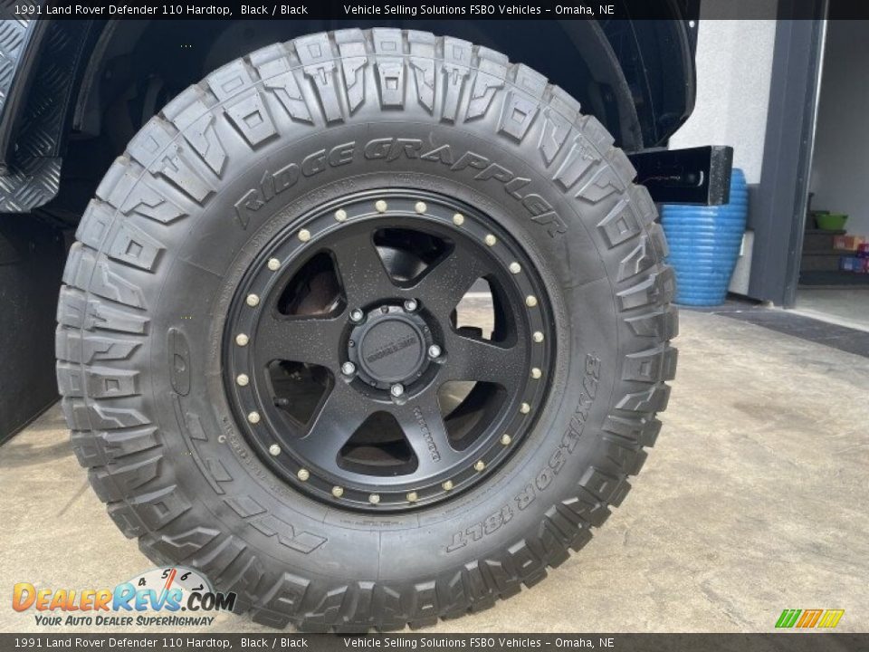 1991 Land Rover Defender 110 Hardtop Black / Black Photo #21