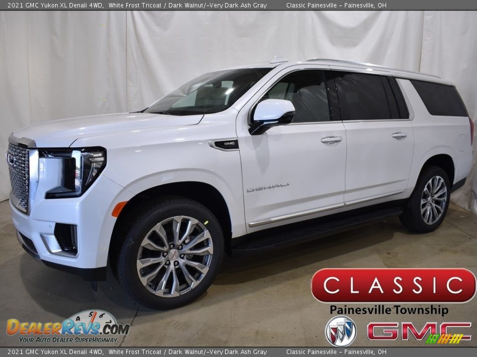 2021 GMC Yukon XL Denali 4WD White Frost Tricoat / Dark Walnut/­Very Dark Ash Gray Photo #1