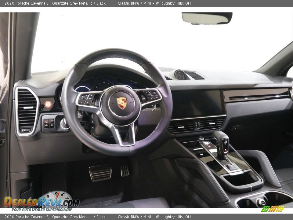 Dashboard of 2020 Porsche Cayenne S Photo #6