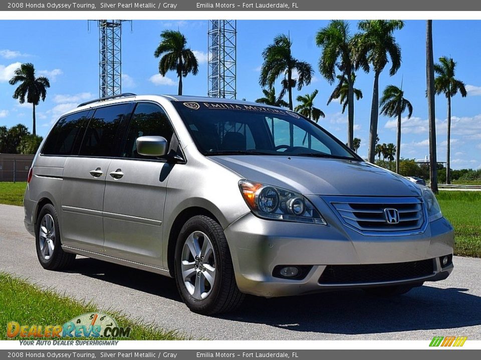 2008 Honda Odyssey Touring Silver Pearl Metallic / Gray Photo #1