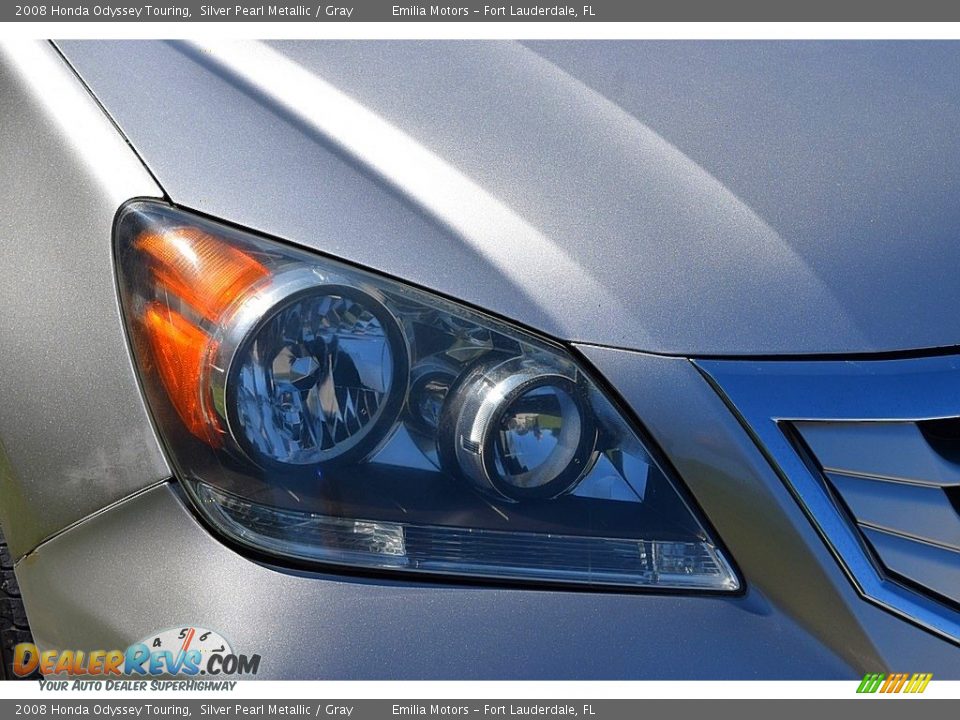 2008 Honda Odyssey Touring Silver Pearl Metallic / Gray Photo #11