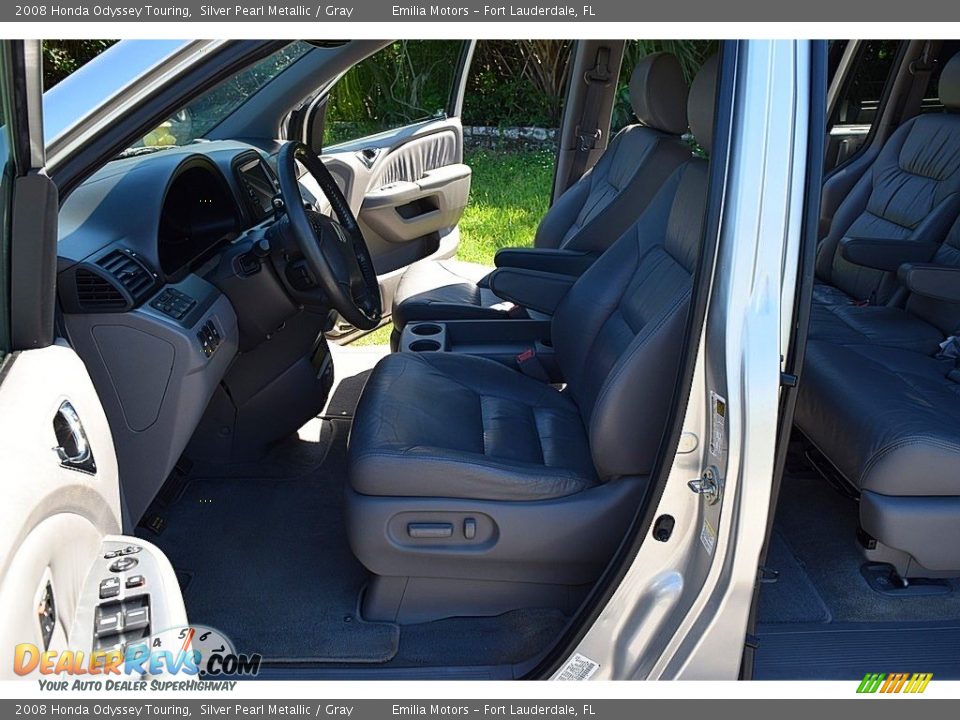 2008 Honda Odyssey Touring Silver Pearl Metallic / Gray Photo #14