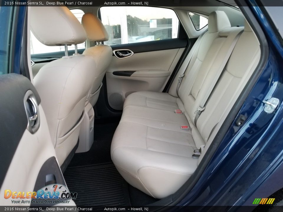 Rear Seat of 2016 Nissan Sentra SL Photo #12