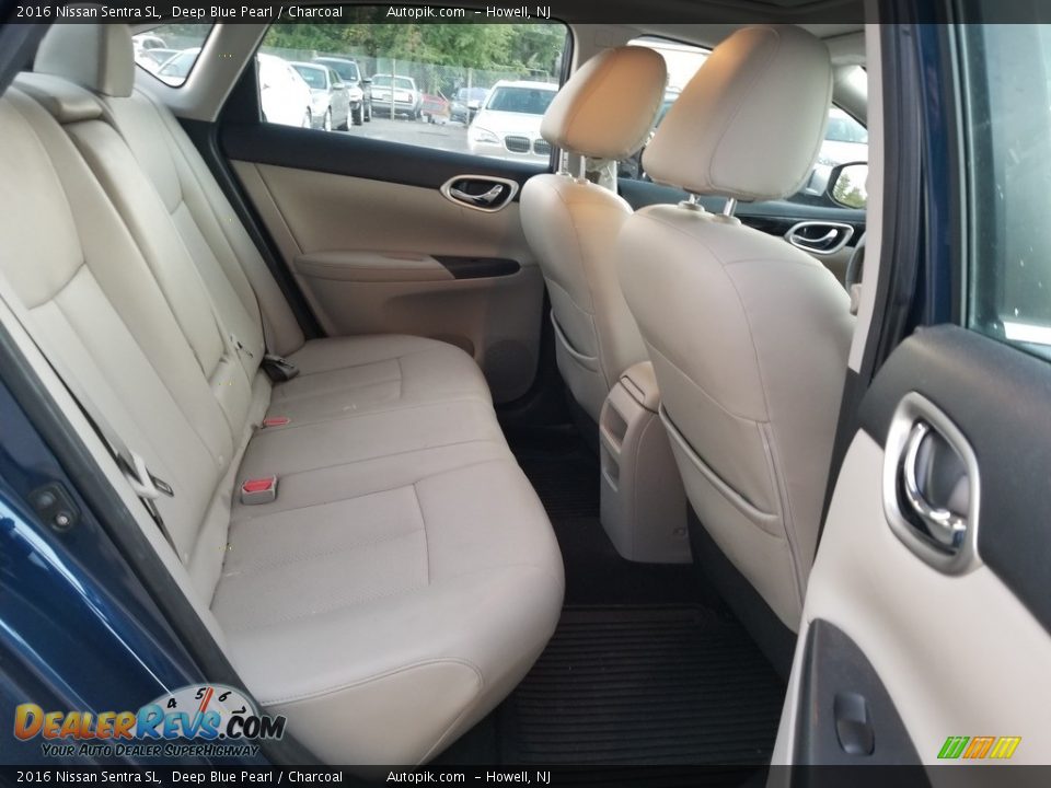 Rear Seat of 2016 Nissan Sentra SL Photo #13