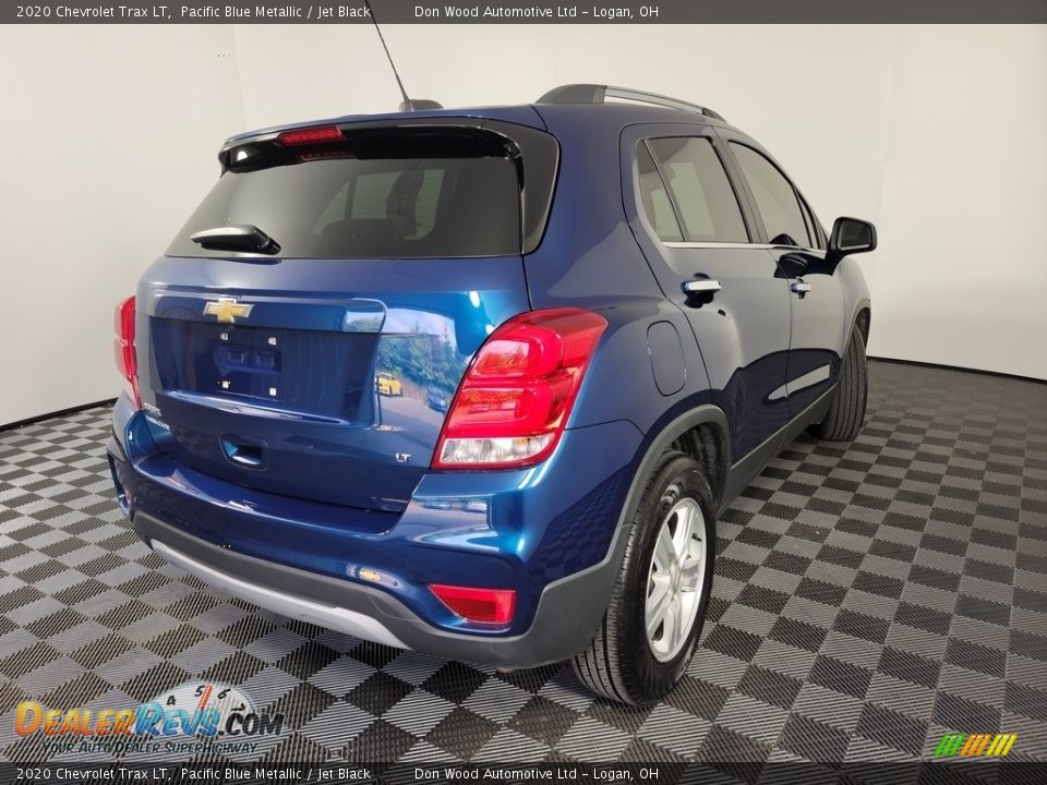 2020 Chevrolet Trax LT Pacific Blue Metallic / Jet Black Photo #10