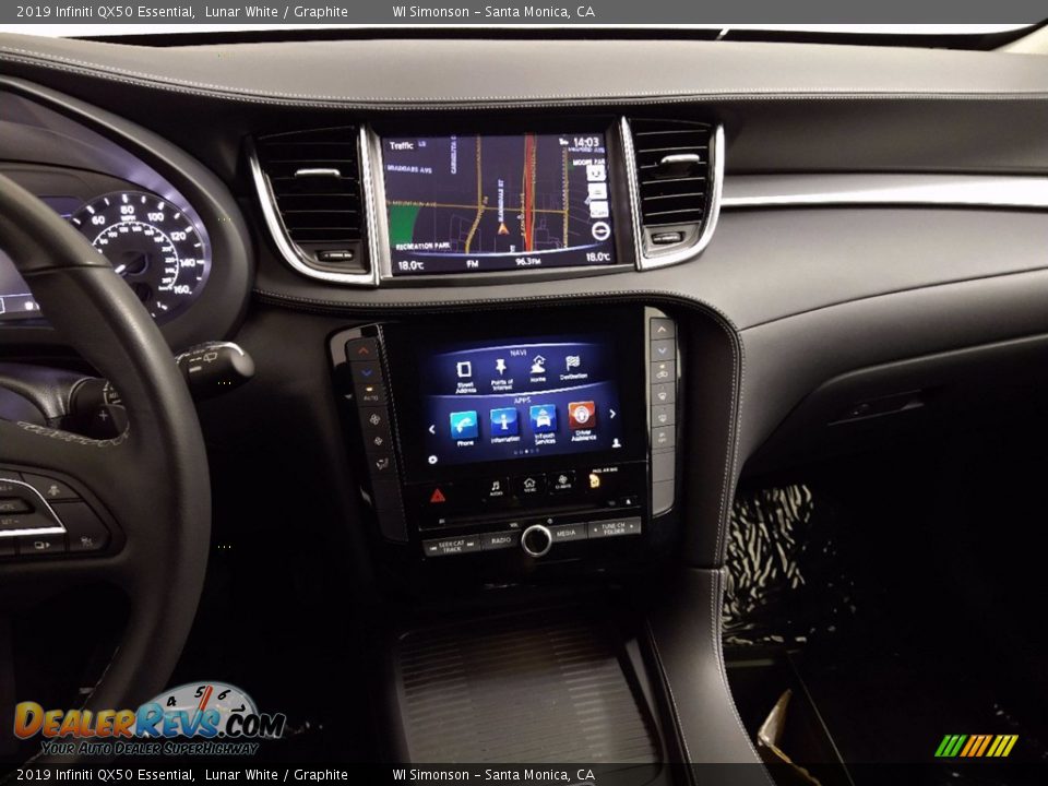 2019 Infiniti QX50 Essential Lunar White / Graphite Photo #20