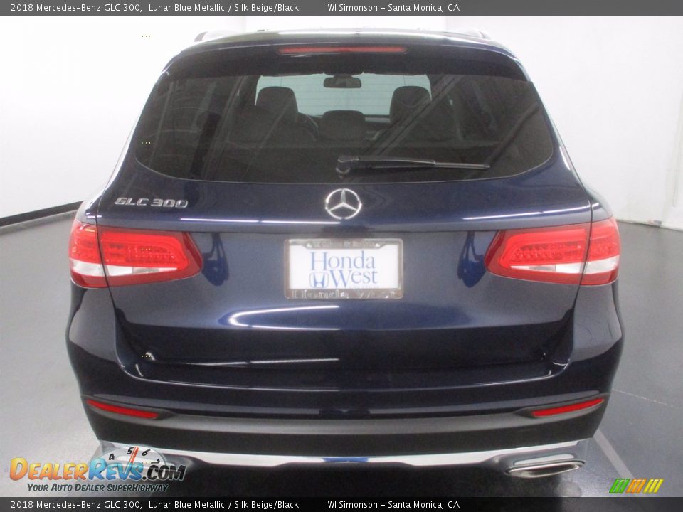 2018 Mercedes-Benz GLC 300 Lunar Blue Metallic / Silk Beige/Black Photo #6