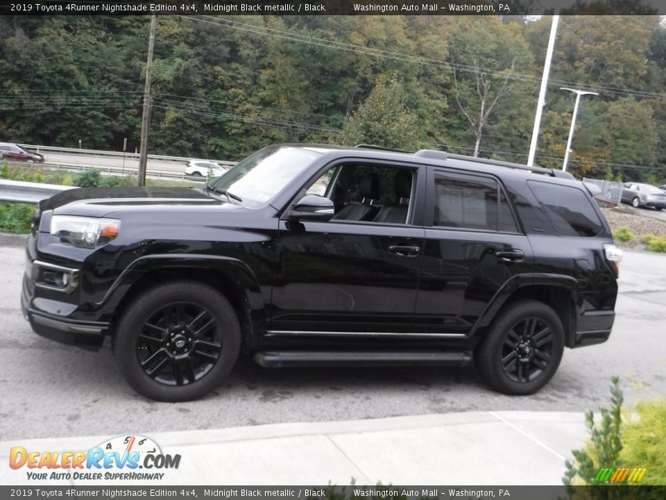 2019 Toyota 4Runner Nightshade Edition 4x4 Midnight Black metallic / Black Photo #13