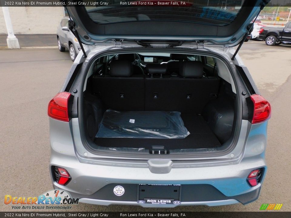 2022 Kia Niro EX Premium Hybrid Trunk Photo #4