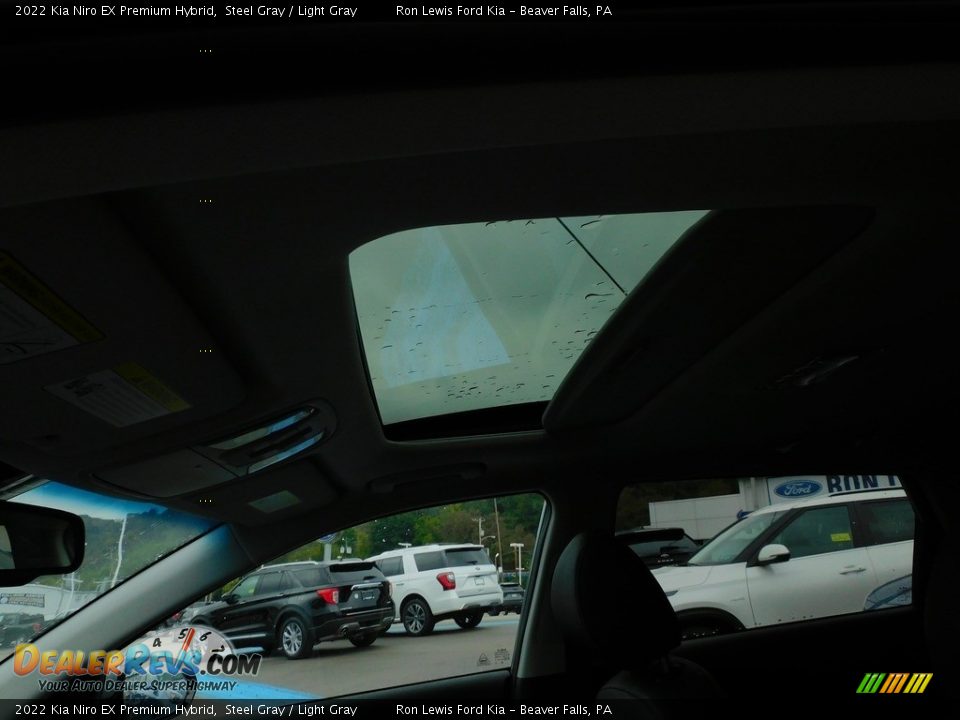 2022 Kia Niro EX Premium Hybrid Steel Gray / Light Gray Photo #15