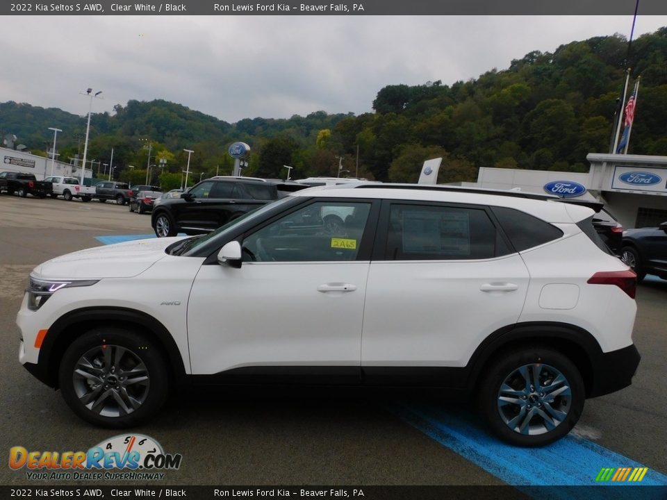 2022 Kia Seltos S AWD Clear White / Black Photo #6