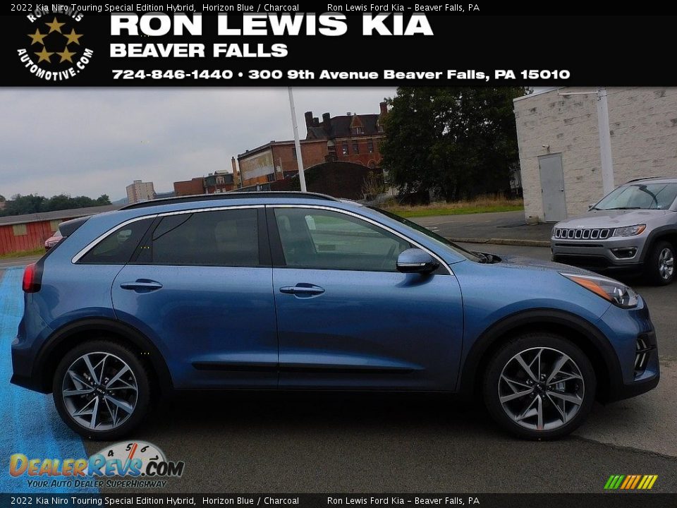 2022 Kia Niro Touring Special Edition Hybrid Horizon Blue / Charcoal Photo #1