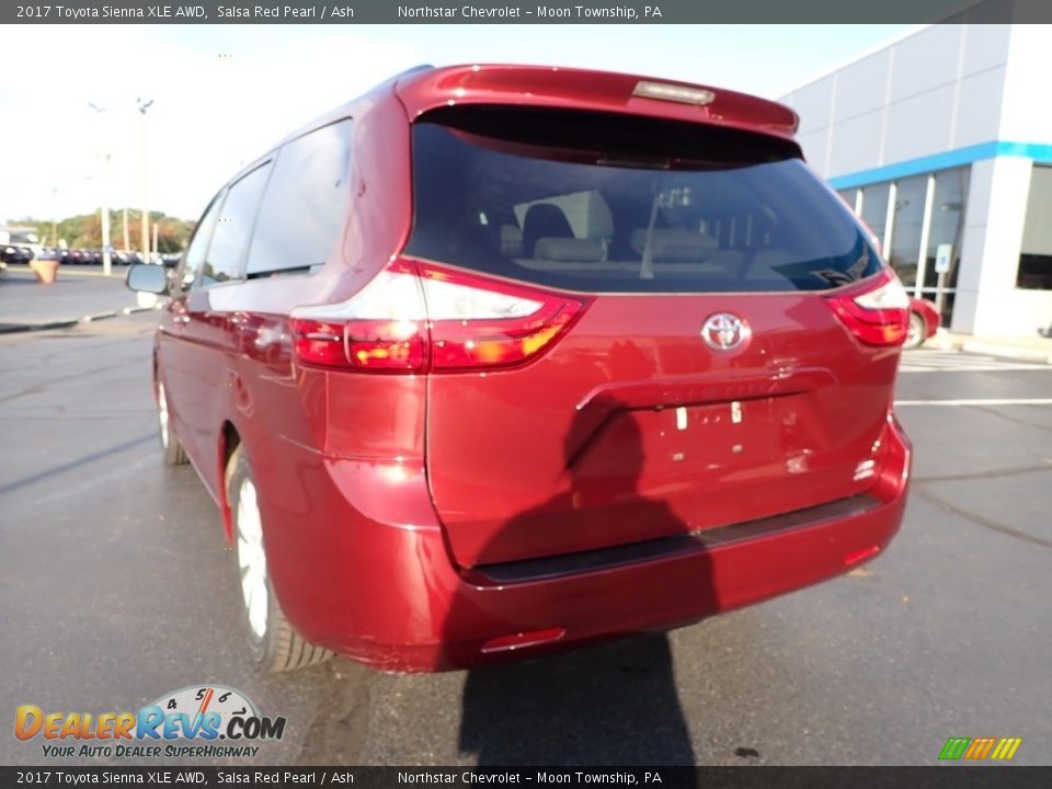 2017 Toyota Sienna XLE AWD Salsa Red Pearl / Ash Photo #5