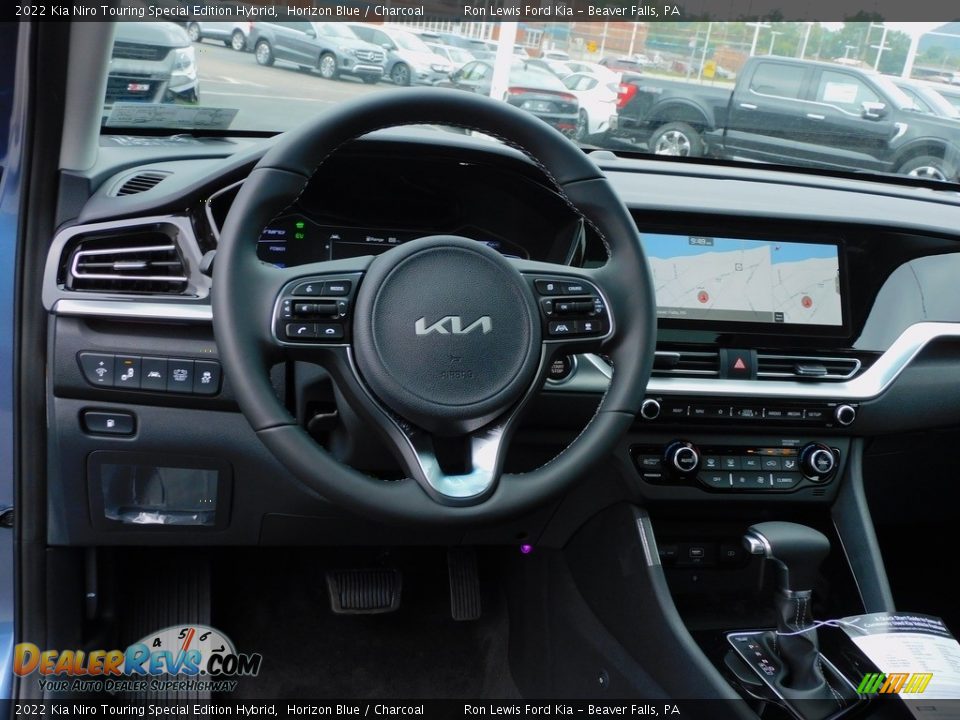 Dashboard of 2022 Kia Niro Touring Special Edition Hybrid Photo #13