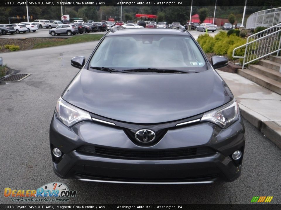 2018 Toyota RAV4 XLE AWD Magnetic Gray Metallic / Ash Photo #11