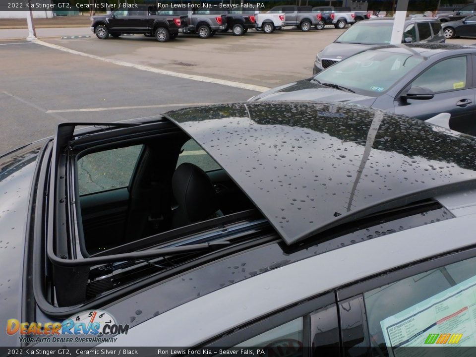 Sunroof of 2022 Kia Stinger GT2 Photo #14