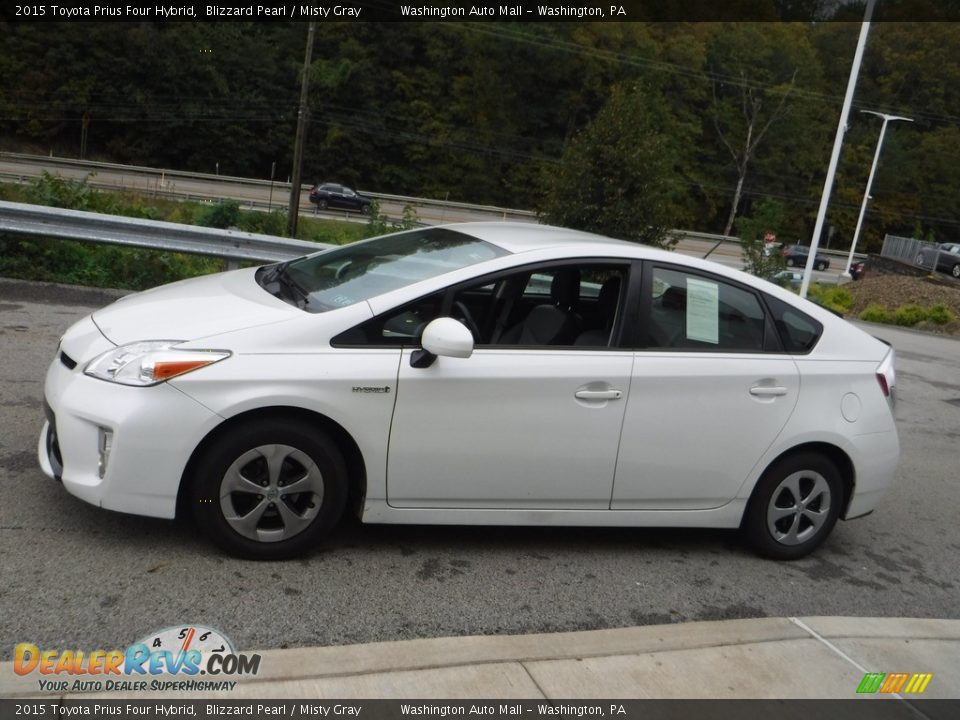 2015 Toyota Prius Four Hybrid Blizzard Pearl / Misty Gray Photo #12