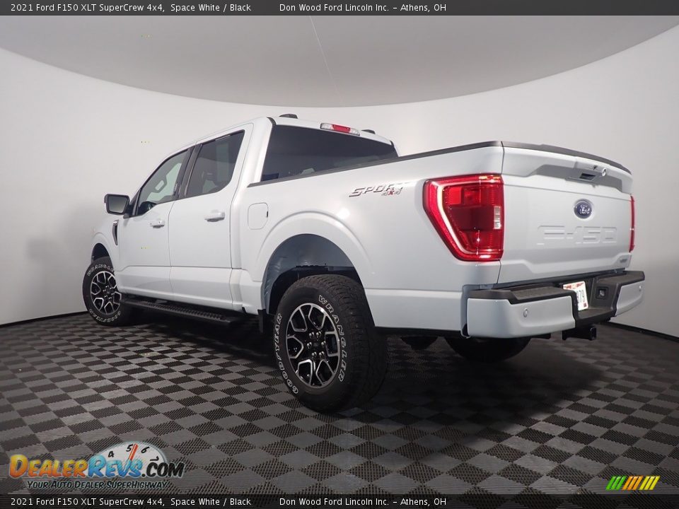 2021 Ford F150 XLT SuperCrew 4x4 Space White / Black Photo #12