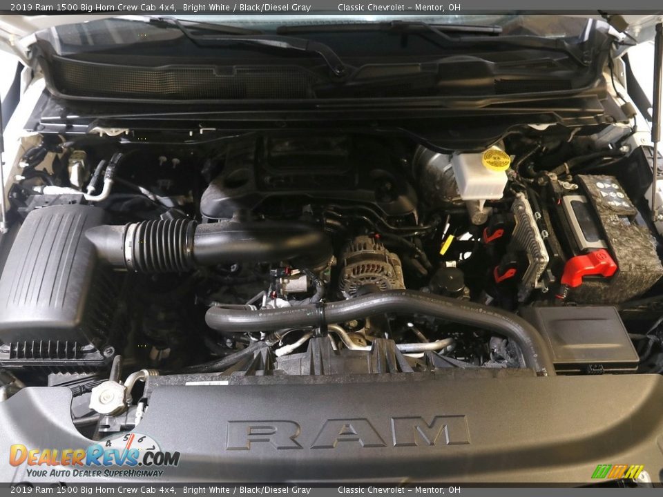 2019 Ram 1500 Big Horn Crew Cab 4x4 Bright White / Black/Diesel Gray Photo #18