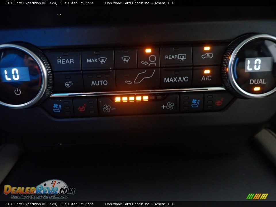 2018 Ford Expedition XLT 4x4 Blue / Medium Stone Photo #3