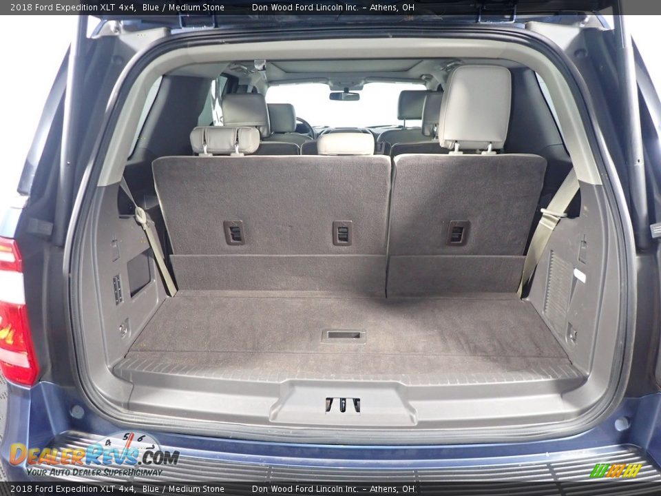 2018 Ford Expedition XLT 4x4 Blue / Medium Stone Photo #19