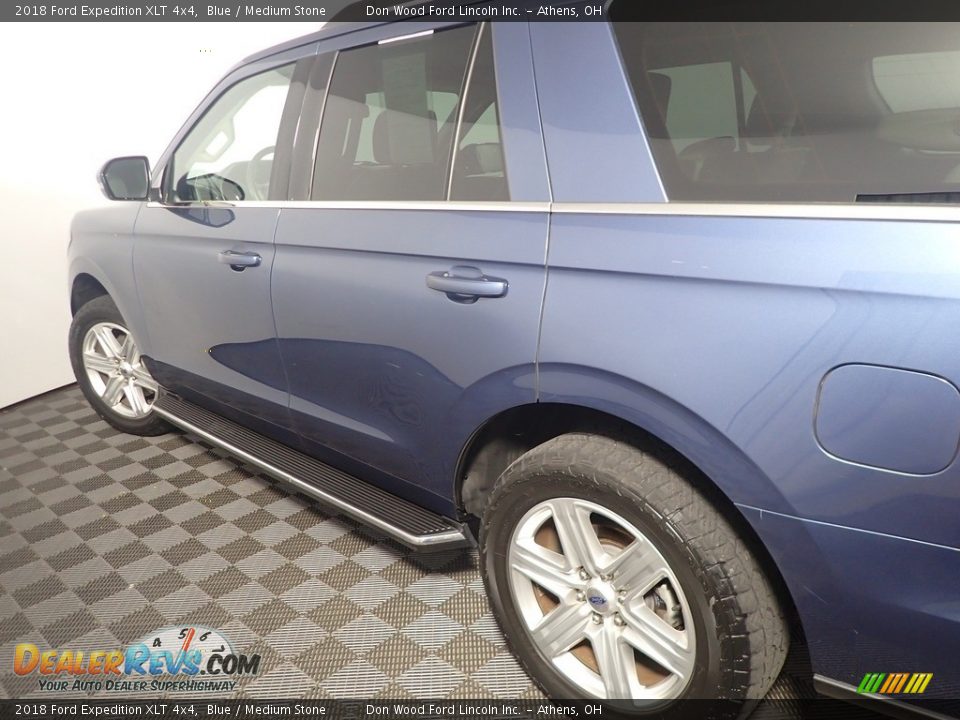 2018 Ford Expedition XLT 4x4 Blue / Medium Stone Photo #23