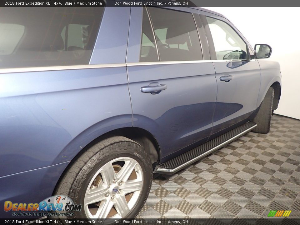2018 Ford Expedition XLT 4x4 Blue / Medium Stone Photo #24