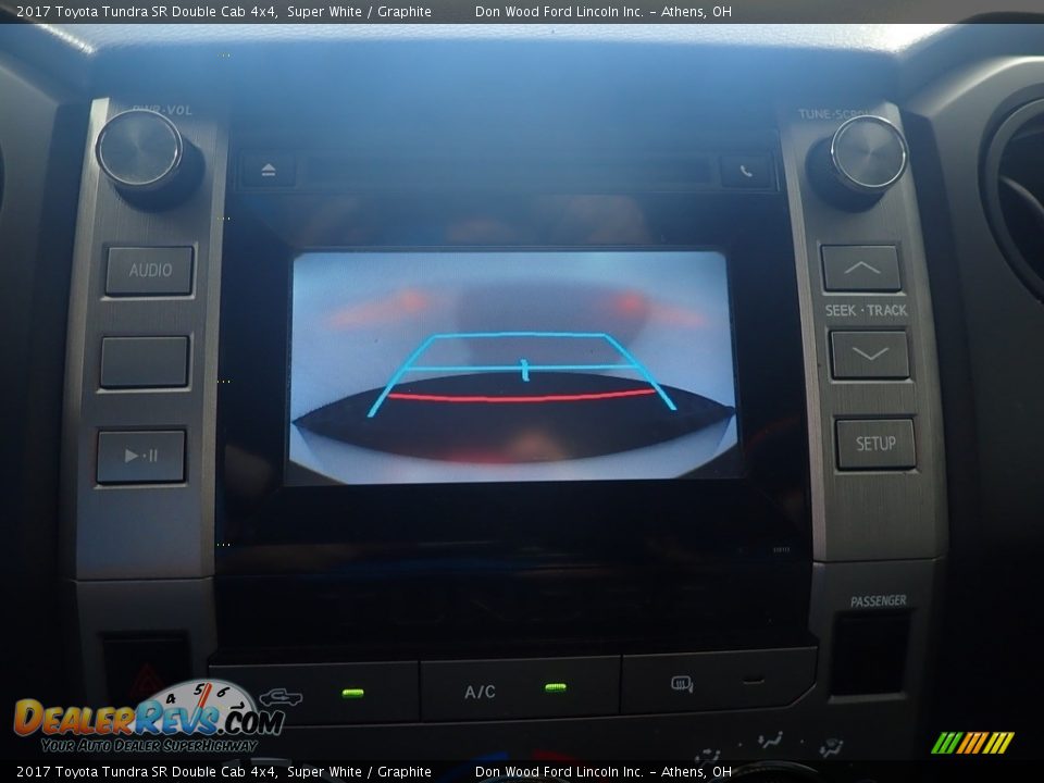 2017 Toyota Tundra SR Double Cab 4x4 Super White / Graphite Photo #2