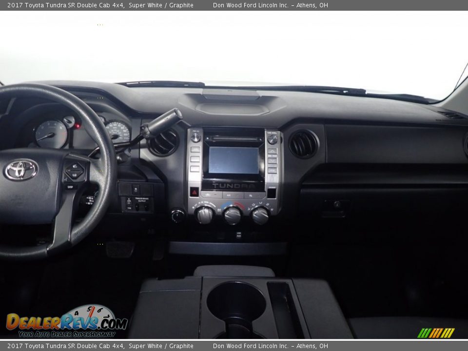 2017 Toyota Tundra SR Double Cab 4x4 Super White / Graphite Photo #24